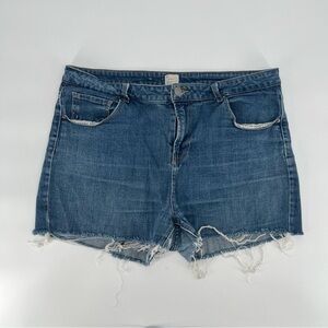a new day Cut Off Rough Hem Jean Shorts Size 14 Women’s